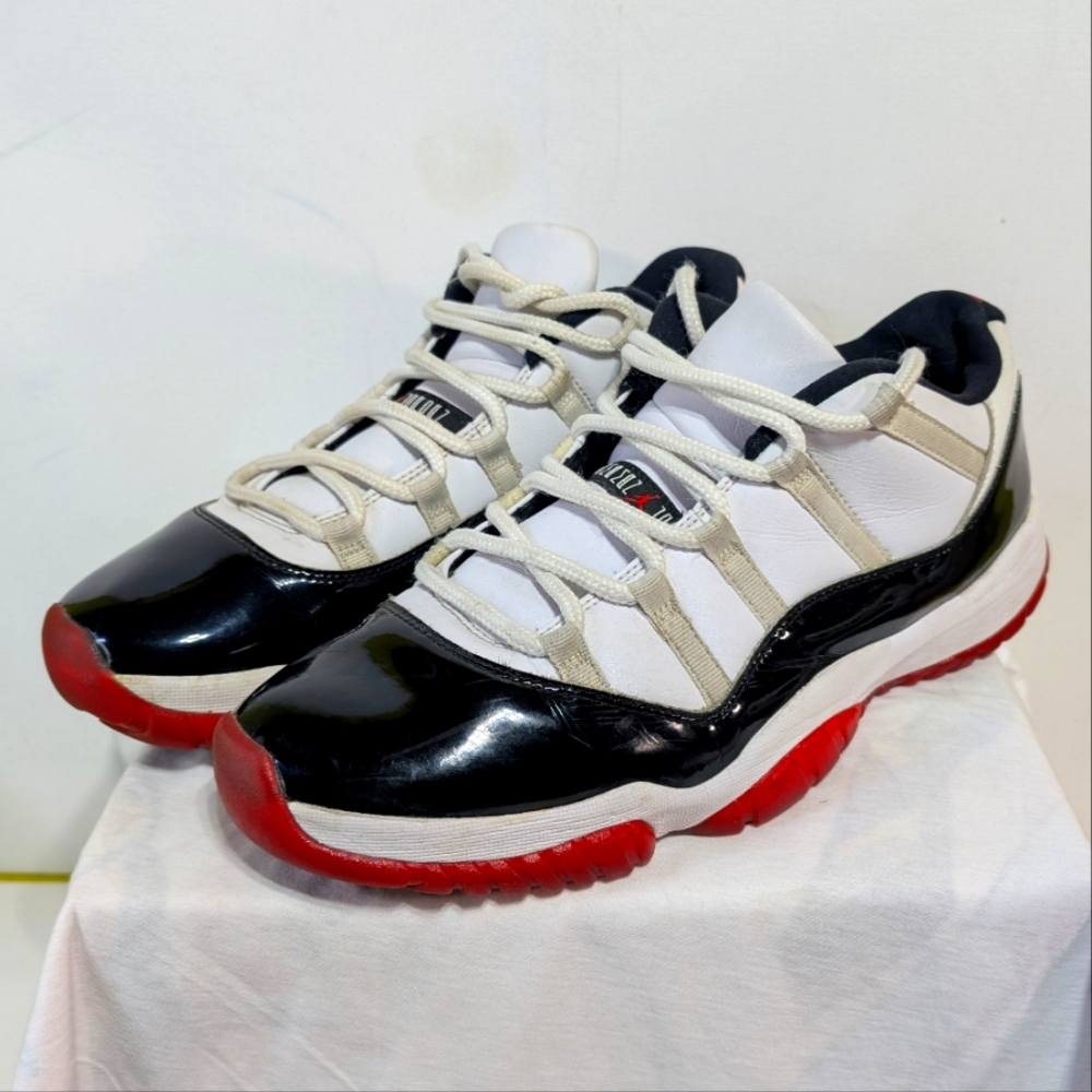 Jordan 11 Retro Low Concord Bred *TWO SIZES* Mens Left Size 13 Right Size 12